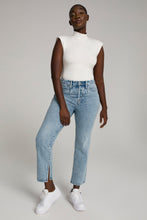 Load image into Gallery viewer, MOCK NECK POWER BODY | IVORY002