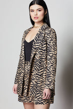 Load image into Gallery viewer, EXEC BLAZER | SAND ZEBRA001
