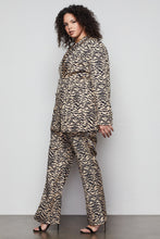 Load image into Gallery viewer, EXEC BLAZER | SAND ZEBRA001