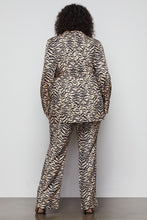 Load image into Gallery viewer, EXEC BLAZER | SAND ZEBRA001