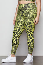 Load image into Gallery viewer, THE CORE STRENGTH LEGGING | SUN BEAM LEOPARD001