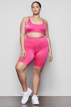 Load image into Gallery viewer, SHINY RIB BIKE SHORT | ELECTRIC PINK001