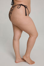 Load image into Gallery viewer, HI-HI TANGA BOTTOM REVERSIBLE | LEOPARD004