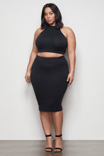 Load image into Gallery viewer, THE INTO YOU HALTER CROP TOP | BLACK001