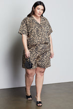 Load image into Gallery viewer, SUMMER BOSS A-LINE SHORT | ZEBRA002
