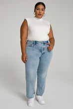 Load image into Gallery viewer, MOCK NECK POWER BODY | IVORY002
