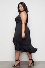 Load image into Gallery viewer, THE RESORT HALTER DRESS | BLACK001
