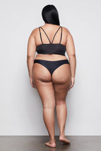 Load image into Gallery viewer, LOW IMPACT SEAMLESS BIKINI | BLACK001
