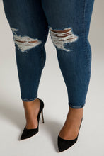 Load image into Gallery viewer, GOOD LEGS CROP | BLUE505
