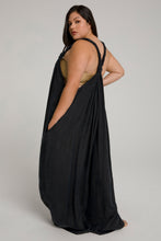 Load image into Gallery viewer, SEXY TWIST ROMPER | BLACK001
