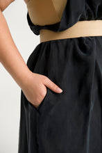 Load image into Gallery viewer, SEXY TWIST ROMPER | BLACK001
