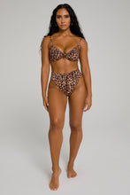 Load image into Gallery viewer, WAIST CINCHER BOTTOM | LEOPARD004
