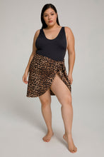 Load image into Gallery viewer, LEG DAZE SARONG | LEOPARD004
