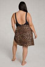 Load image into Gallery viewer, LEG DAZE SARONG | LEOPARD004
