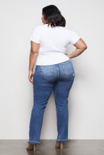 Load image into Gallery viewer, THE BABY SCOOP NECK TEE | WHITE001
